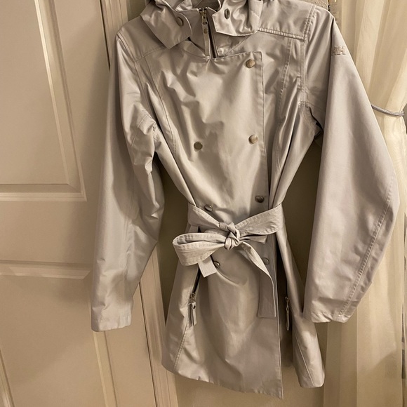 HELLY HANSON PROTECTION RAIN JACKET SIZE M NWOT GREY ZIPPER POCKETS HELL… - Picture 16 of 17